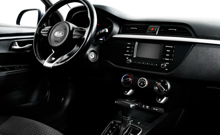 Kia Rio - Фото 7