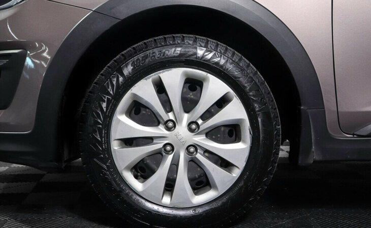 Kia Rio - Фото 9