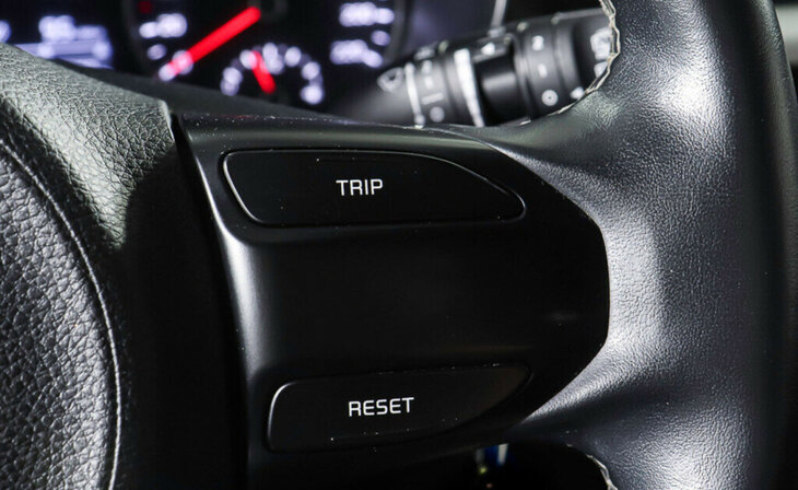 Kia Rio - Фото 15