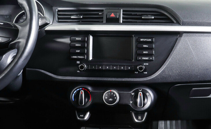 Kia Rio - Фото 18