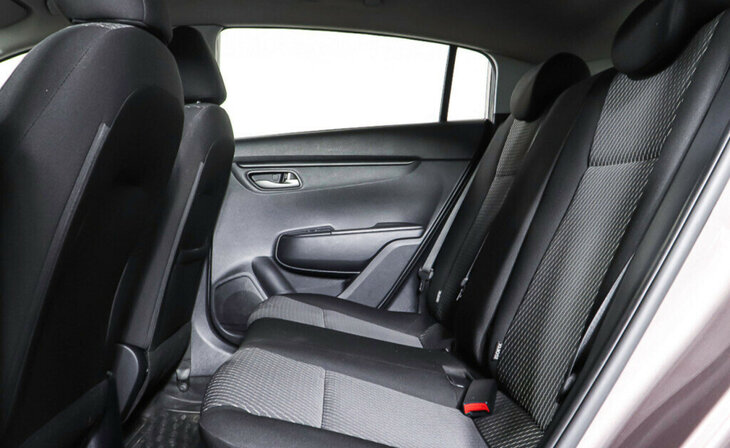 Kia Rio - Фото 24