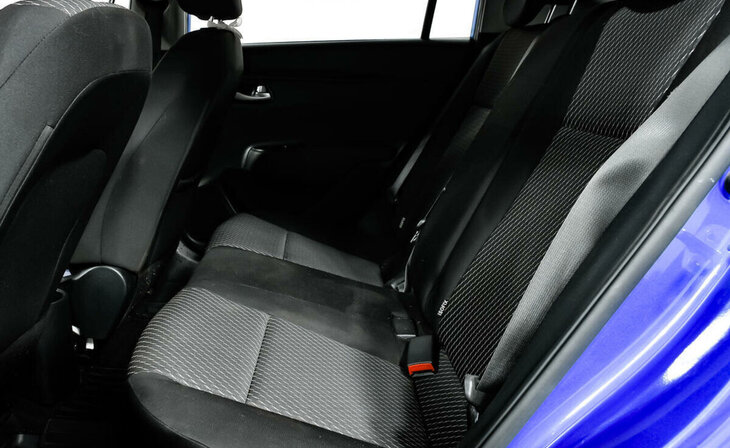 Kia Rio - Фото 10