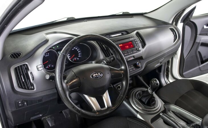 Kia Sportage - Фото 8
