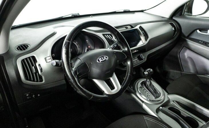 Kia Sportage - Фото 8