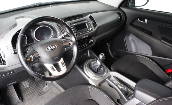 Kia Sportage - Фото 9