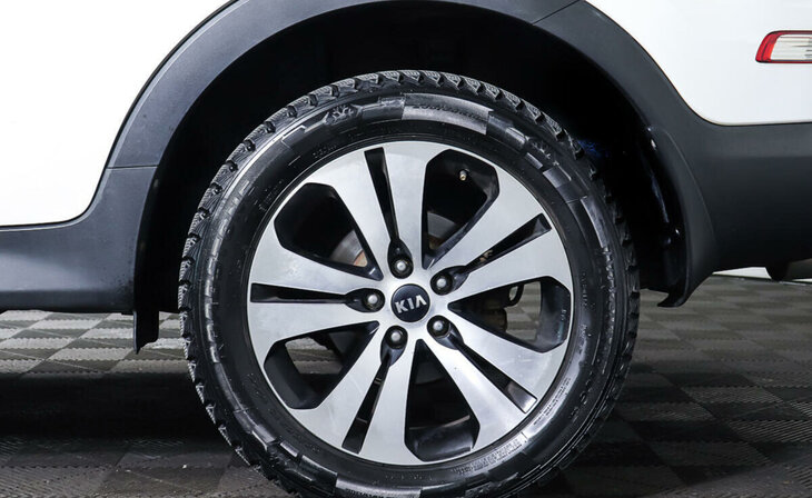 Kia Sportage - Фото 8