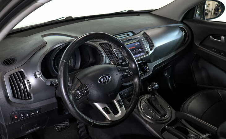 Kia Sportage - Фото 8