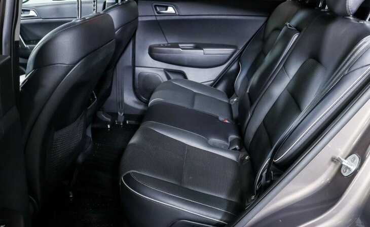 Kia Sportage - Фото 11