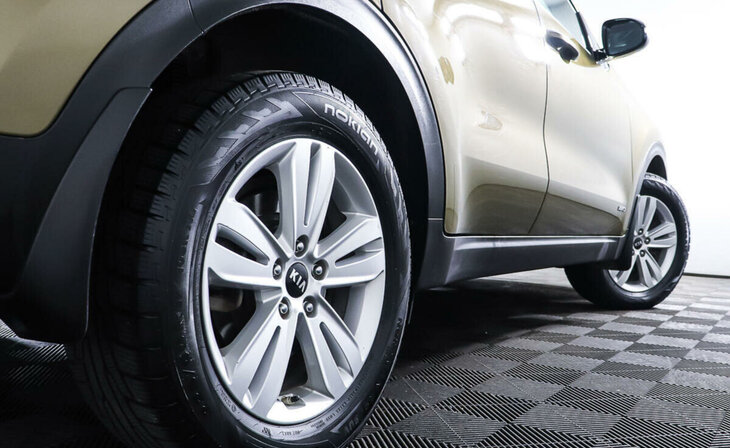 Kia Sportage - Фото 8