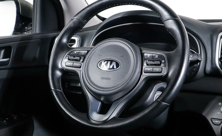 Kia Sportage - Фото 12