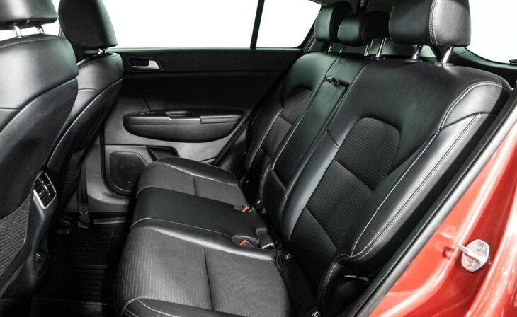Kia Sportage - Фото 16
