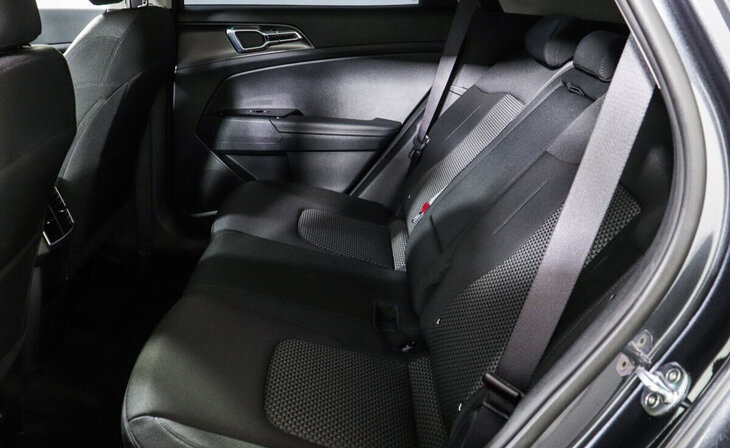 Kia Sportage - Фото 11