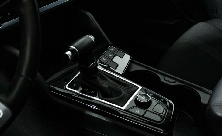 Kia Sportage - Фото 17