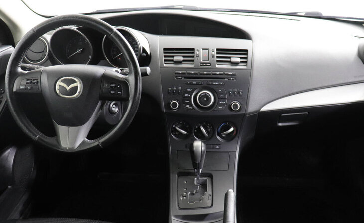 Mazda 3 - Фото 5