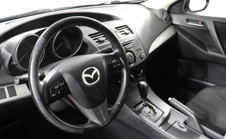 Mazda 3 - Фото 6