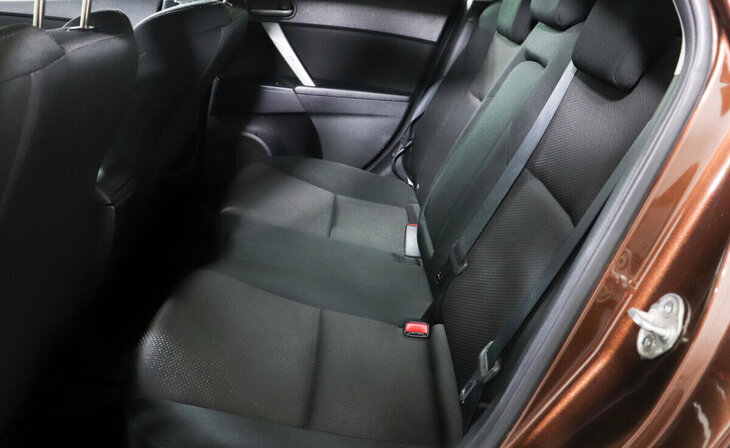 Mazda 3 - Фото 9