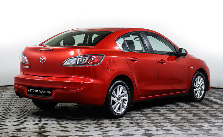 Mazda 3 - Фото 4