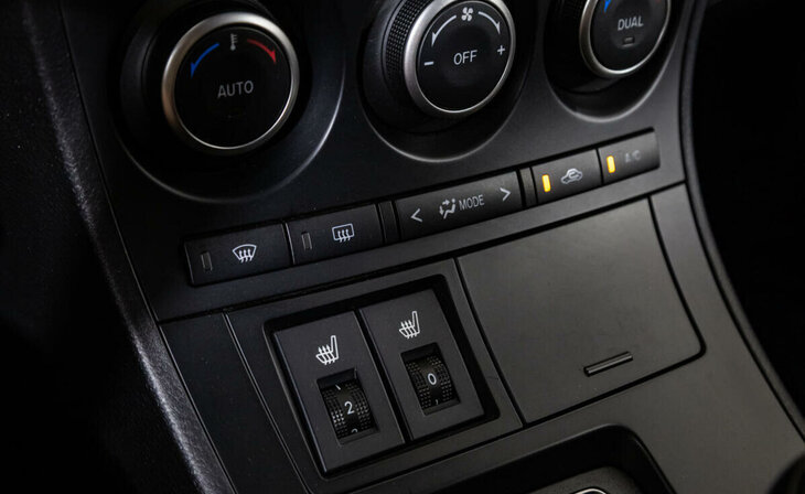 Mazda 3 - Фото 11