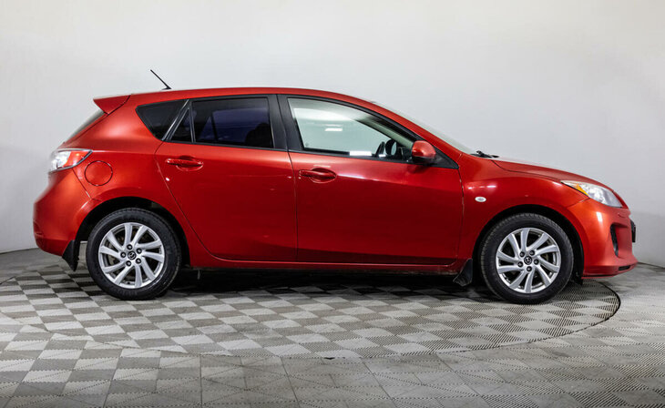 Mazda 3 - Фото 3