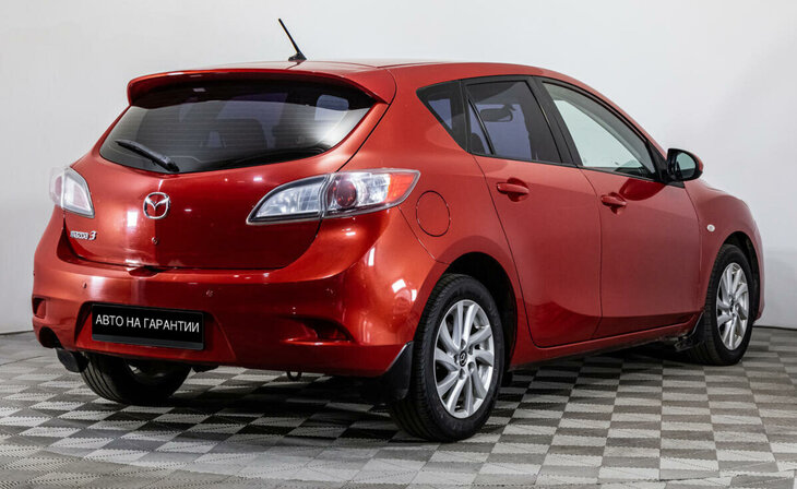 Mazda 3 - Фото 4