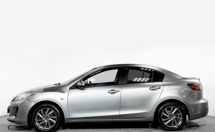 Mazda 3 - Фото 2