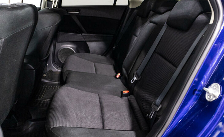 Mazda 3 - Фото 10