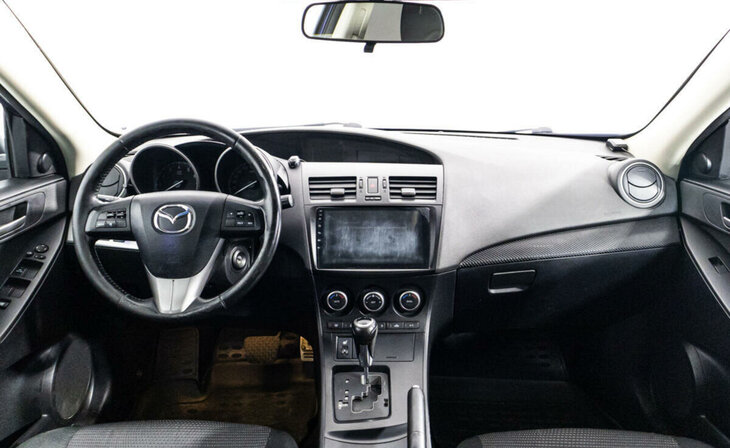 Mazda 3 - Фото 5