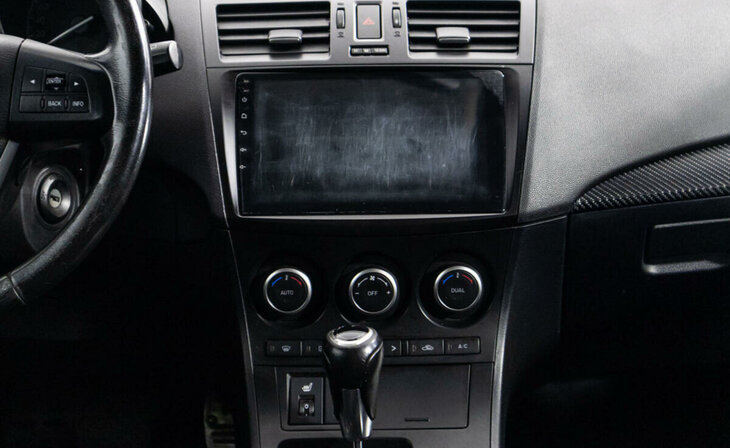 Mazda 3 - Фото 7