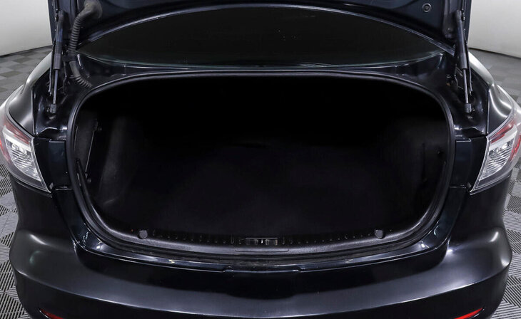 Mazda 3 - Фото 15