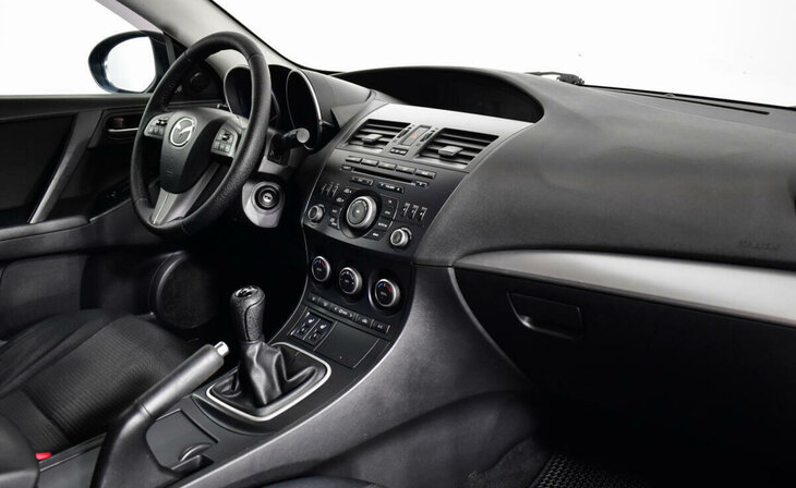 Mazda 3 - Фото 6