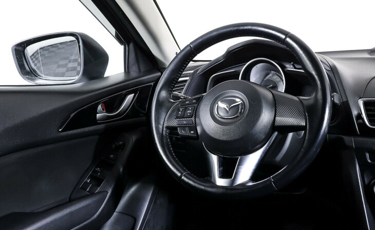 Mazda 3 - Фото 11