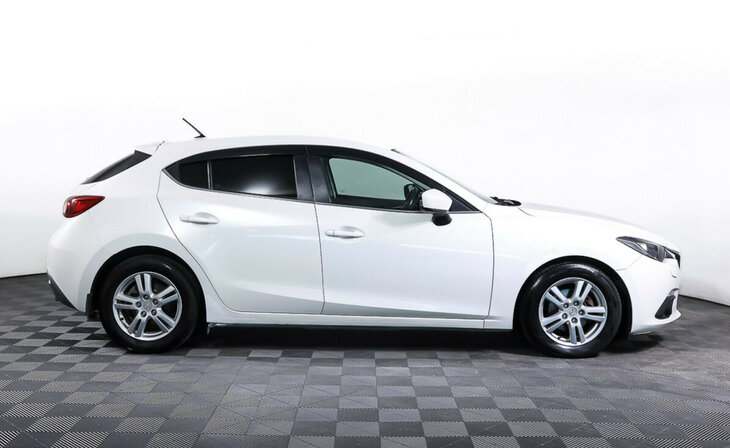 Mazda 3 - Фото 3
