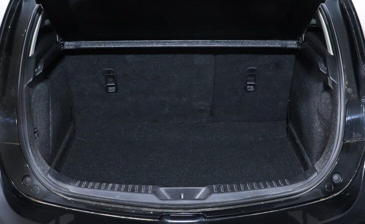 Mazda 3 - Фото 15