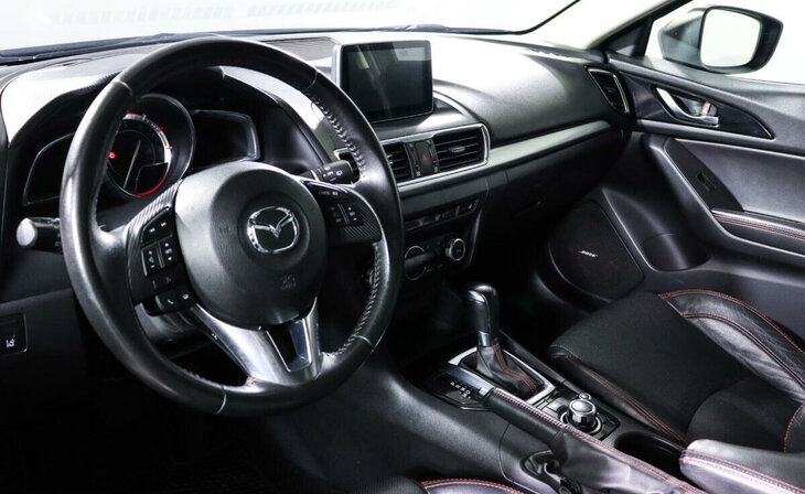 Mazda 3 - Фото 7