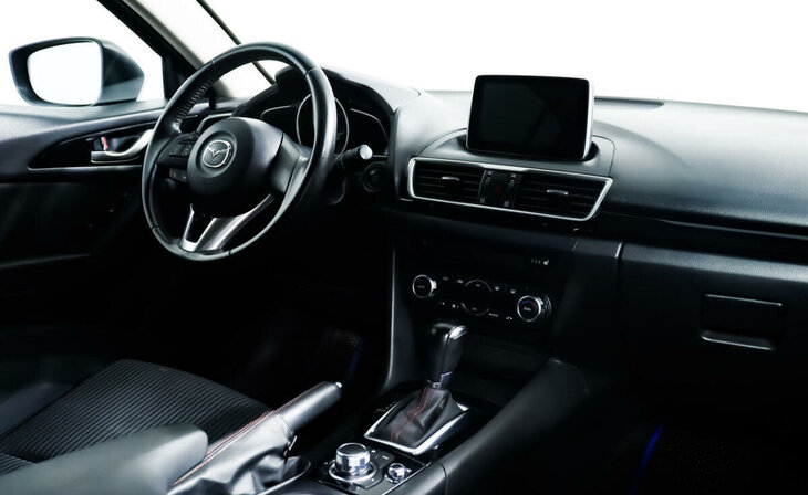 Mazda 3 - Фото 4