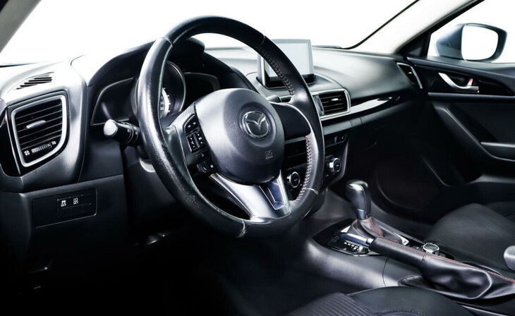 Mazda 3 - Фото 6