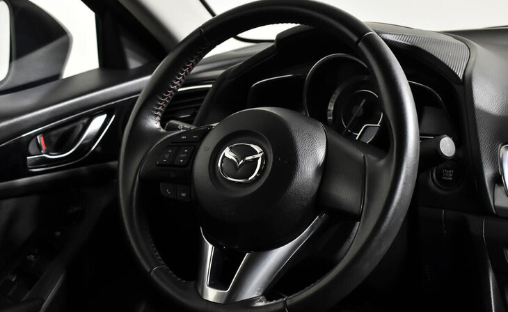 Mazda 3 - Фото 11