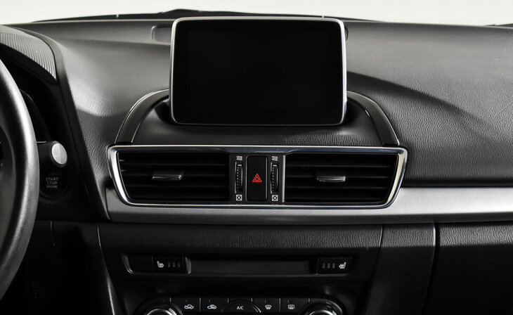 Mazda 3 - Фото 13