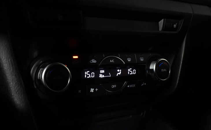 Mazda 3 - Фото 15