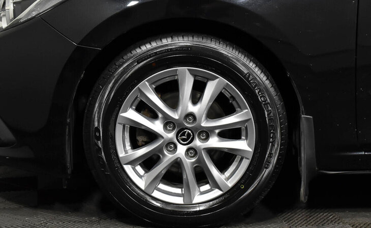 Mazda 3 - Фото 7