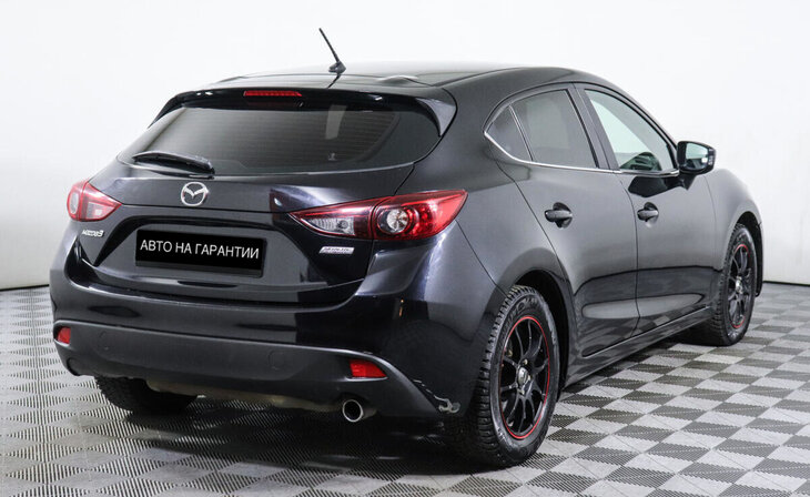 Mazda 3 - Фото 2