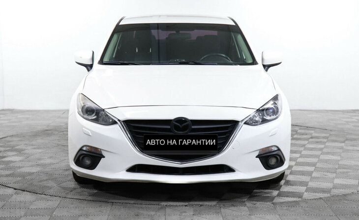Mazda 3 - Фото 1