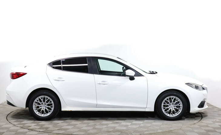 Mazda 3 - Фото 3