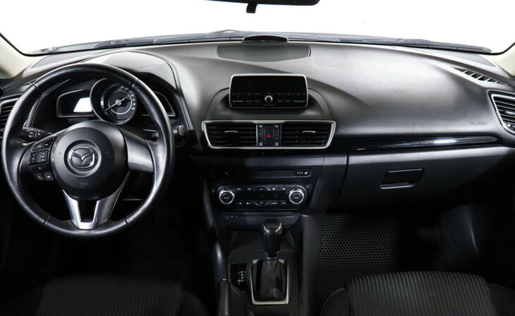 Mazda 3 - Фото 7