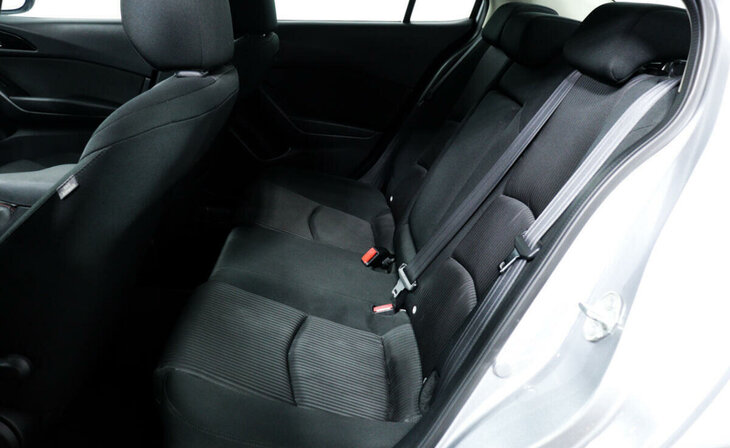 Mazda 3 - Фото 10