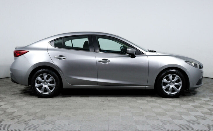 Mazda 3 - Фото 3