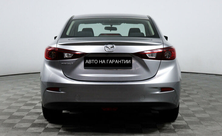 Mazda 3 - Фото 5