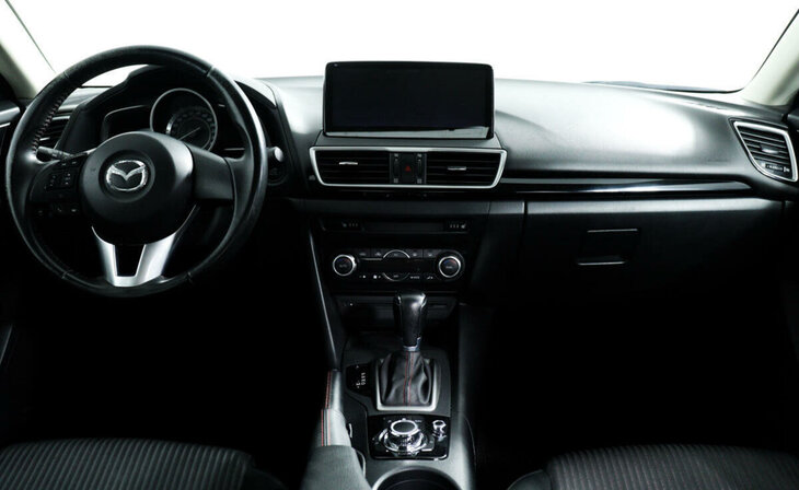 Mazda 3 - Фото 7