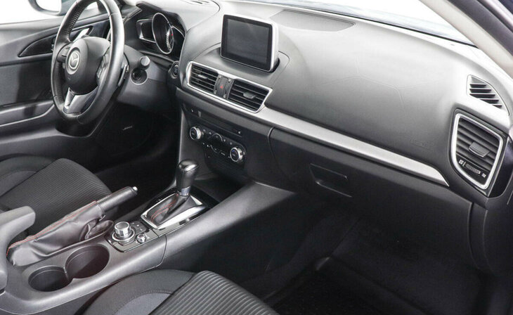 Mazda 3 - Фото 4