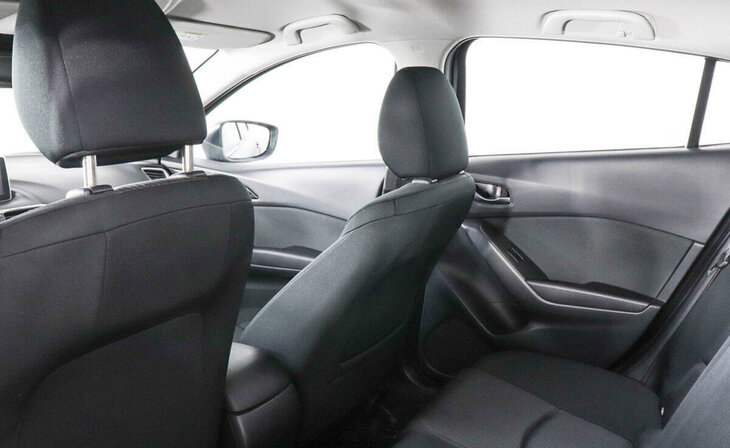 Mazda 3 - Фото 7